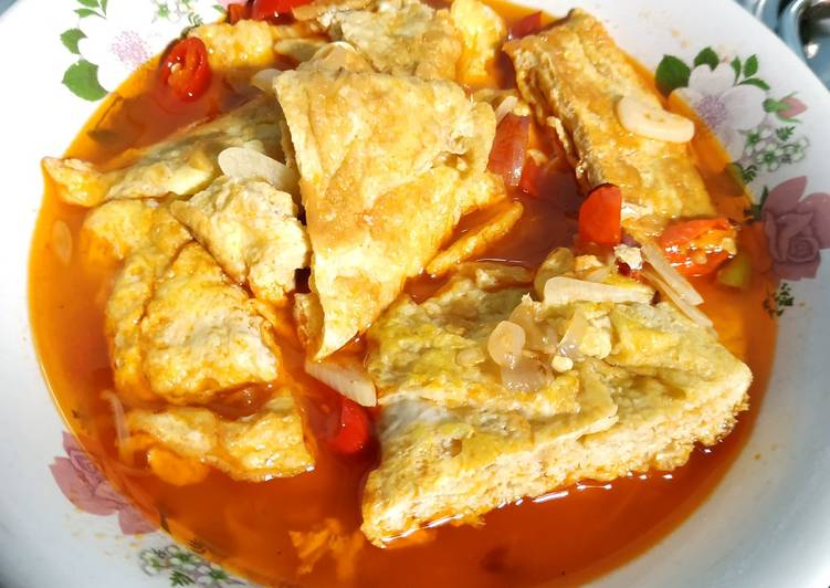 Telur dadar saus pedas manis