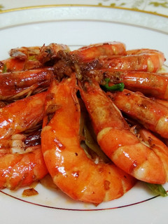 蒜香奶油胡椒蝦 的食譜成品照片