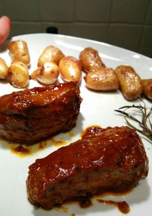 Une photo de Viande marinée au Jack Daniel's