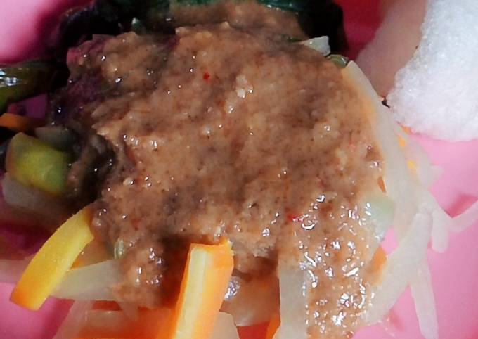 Recipe: Appetizing Pecel Banjur