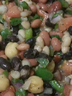 A picture of Elisa's Beans Salad.