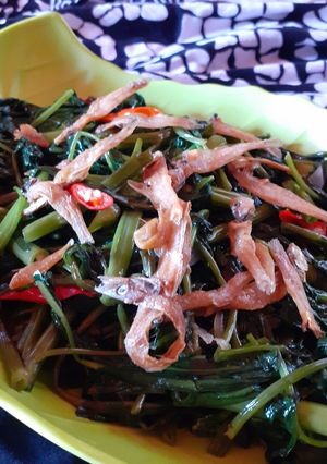 Foto resep 15. Tumis teri kangkung belacan (terasi)