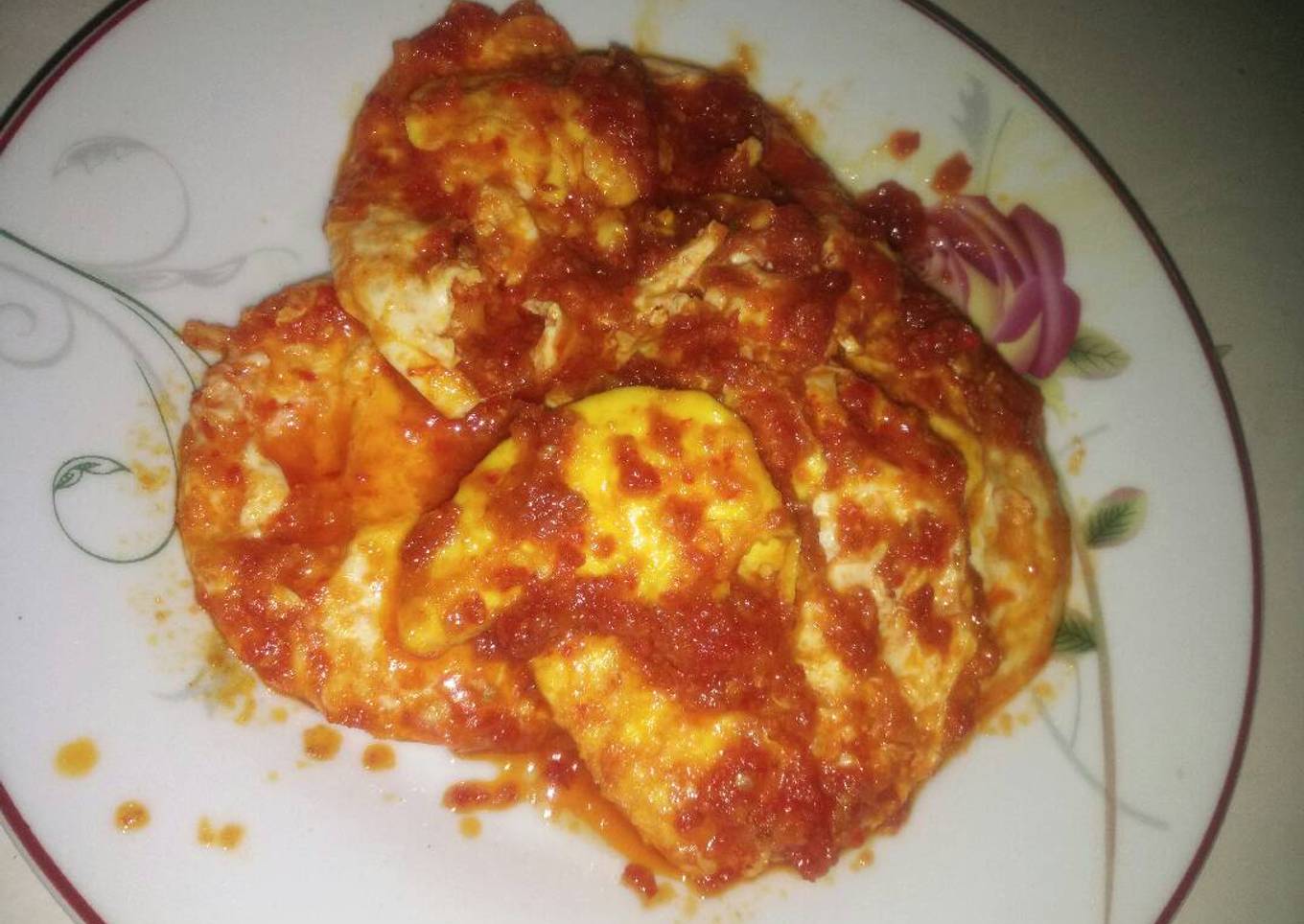 Bagaimana Membuat Balado Telor Ceplok by Ezelea yang Enak