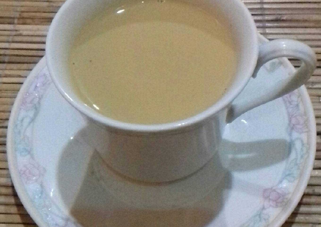 Teh Kunyit/Turmeric Tea (Haldi Wali Chai)