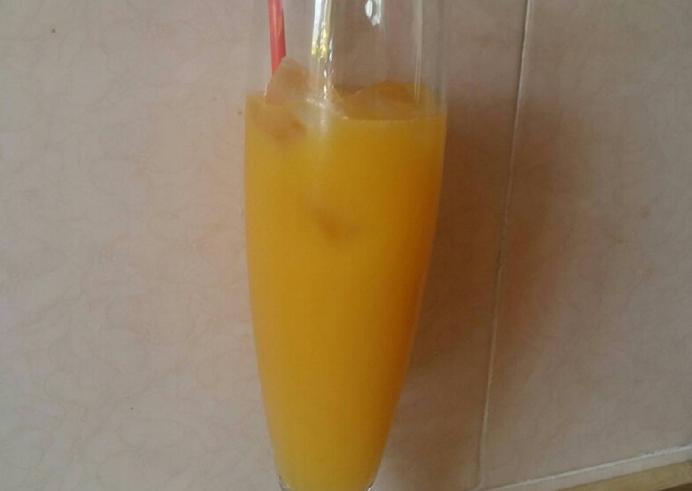 Fresh mango juice