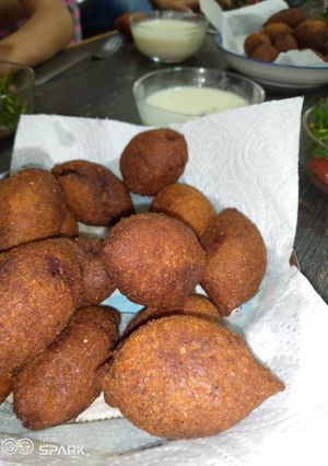 صورة لوصفة كبة ولبن وسلطة جرجير