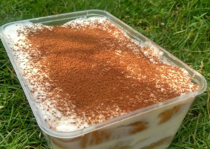 Resep Tiramisu Dessert Box Oleh Devalesha Kitchen Cookpad