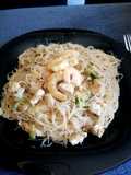 Fideos de arroz con verduras, pollo y langostinos 🥬🍗🍜🍤