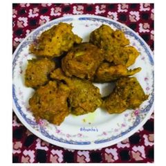 A picture of Broccoli Fritters or Broccoli Pakora.