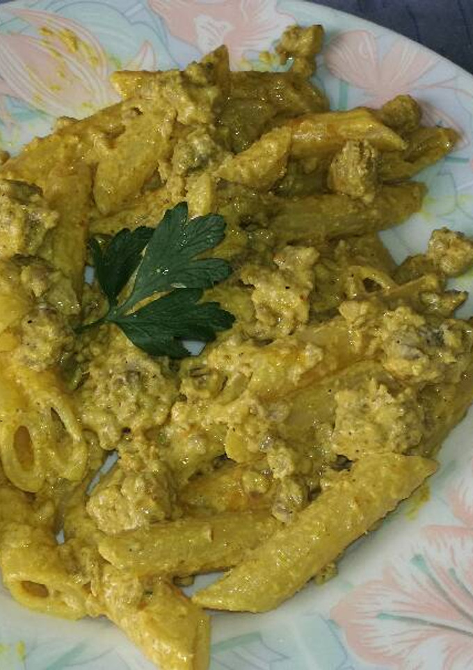 Una foto de Macarrones al curry