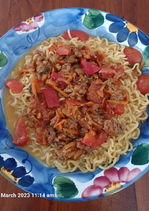 A picture of Beef Taocu Soup Noodle with Tomato.