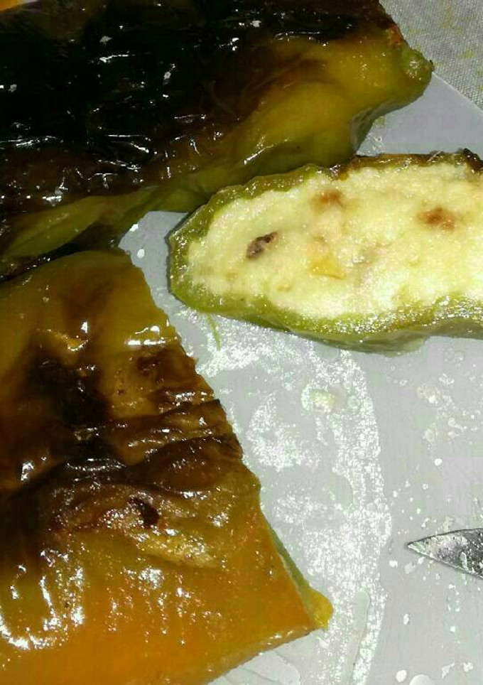 Una foto de Pimientos rellenos de crema de tortilla de patatas con cebolla