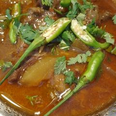 A picture of Lauki mutton ka salan.