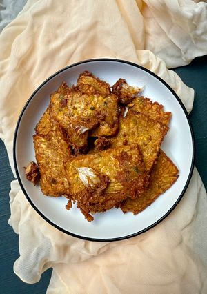Foto resep Tempe Goreng Bawang Putih Daun Jeruk