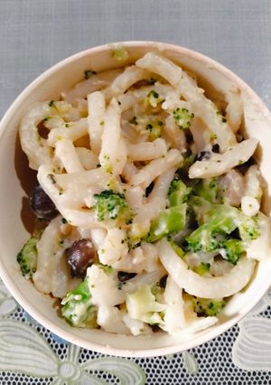 Foto resep 🍝Creamy Silken Tofu Peanut Butter Udon (broccoli, shiimeji mushrooms) | mie cream tahu kacang