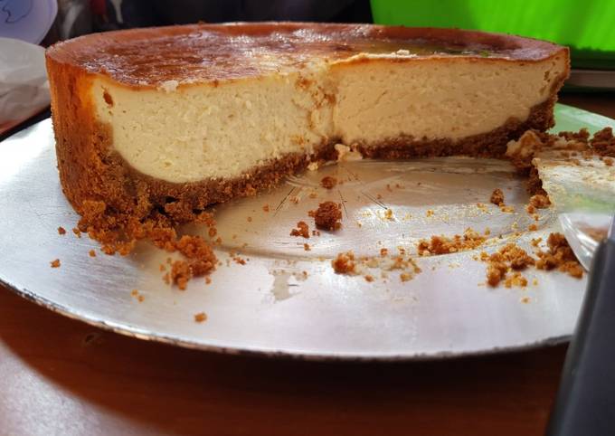 Tarta de queso Philadelphia con horno y base de galleta - Recetas de  ¡Escándalo!