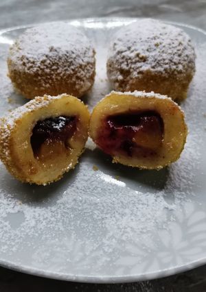 Szilvás gombóc recept fotója