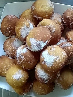 Una foto de Pastelitos de dulce de batata y de membrillo clásicos y con una forma original