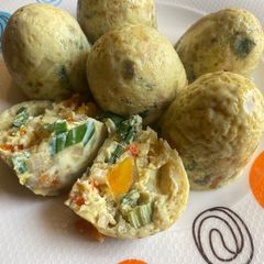 A picture of Mini egg omelettes.