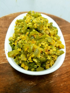 A picture of Snake gourd poriyal fry.