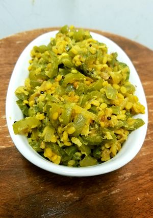 A picture of Snake gourd poriyal fry.