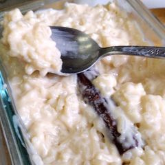 A picture of Rice pudding.