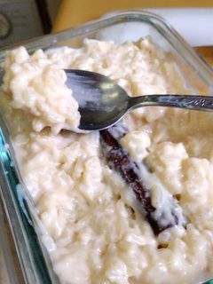 A picture of Rice pudding.