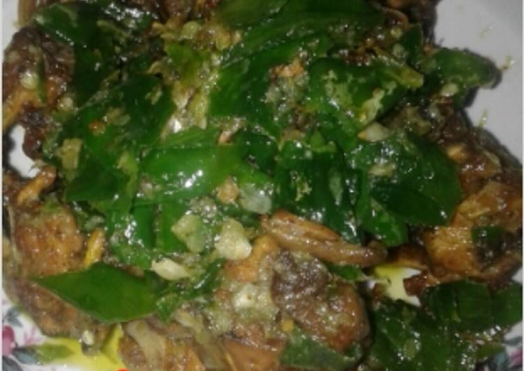 Tulangan ayam cabe hijau