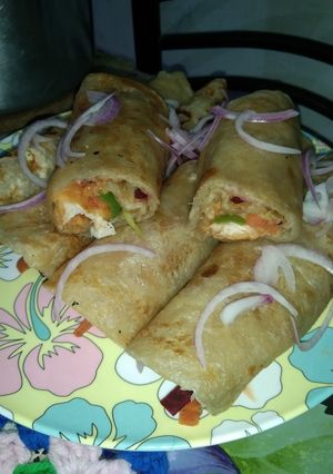 A picture of Dynamite Chicken roll.