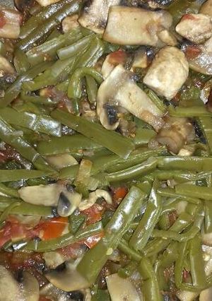 Una foto de Champiñones con nopales