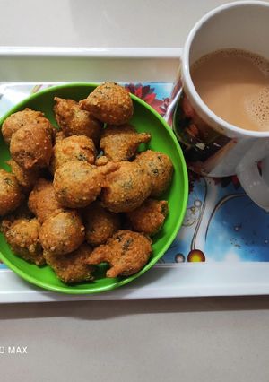 મેથી ગોટા (Methi Gota Recipe In Gujarati) રેસીપી મુખ્ય ફોટો