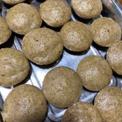 A picture of Steamed banana cupcakes.