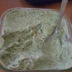 A picture of Cilantro sauce dip.