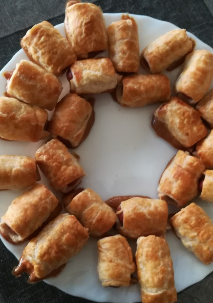 Una foto de Saladitos de mini frankfurts