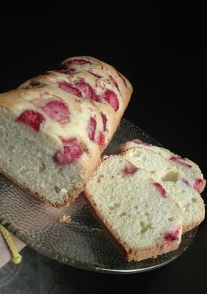 Una foto de Budín de frutillas!!!