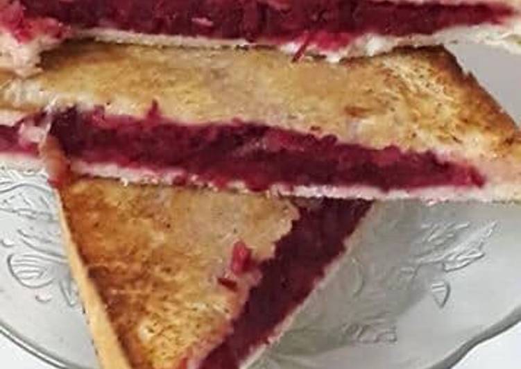Recipe of Any-night-of-the-week Beetroot Tava Sandwich