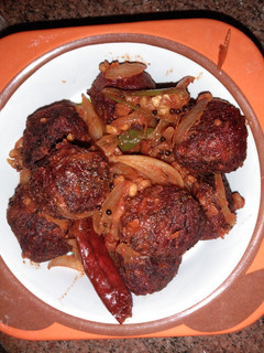 பீட்ரூட் மஞ்சுரியன் (Beetroot Manchurian recipe in Tamil) செய்முறை முக்கிய புகைப்படம்