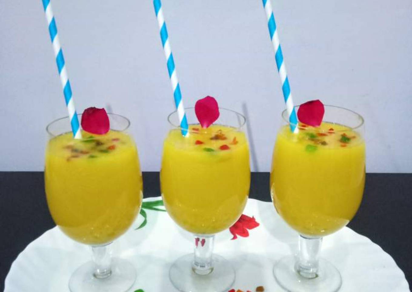  Mango Milkshake