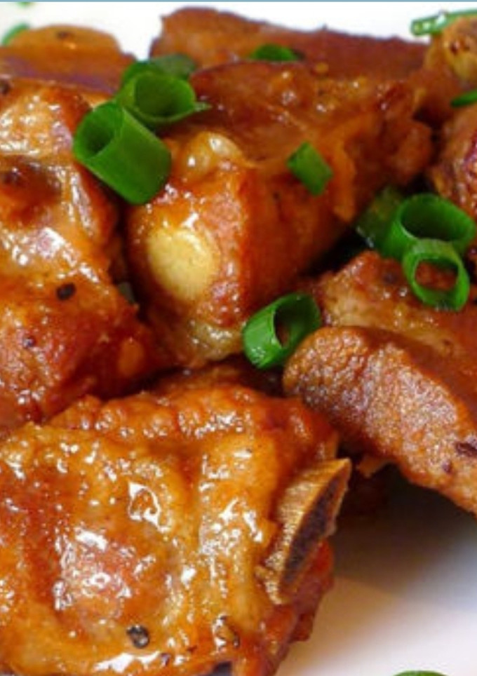Una foto de Costillas al horno con salsa de soja y miel