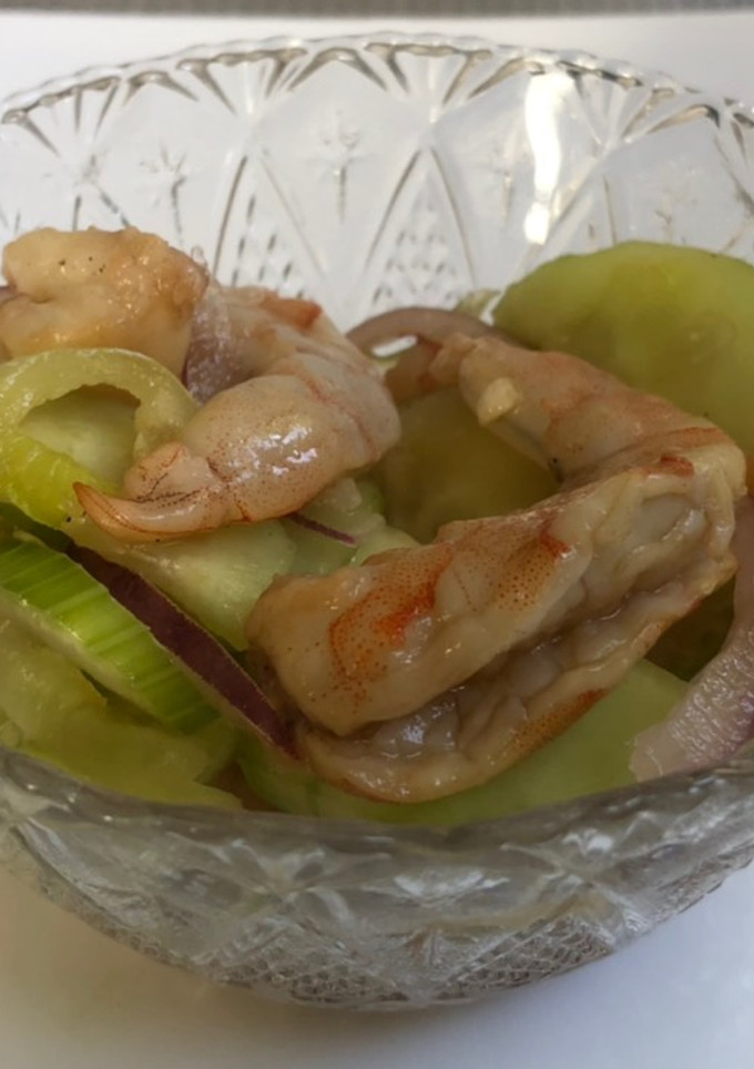 Una foto de Aguachile de camarón ahumado a la Sonorense