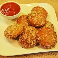 Garlic Mozzarella Bread With Parmesan Dip | By Neetu Suresh A picture of Garlic Mozzarella Bread With Parmesan Dip | By Neetu Suresh.