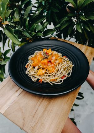 Foto resep Spaghetti Aglio e-Olio with Shrimp Ball Sauce