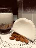 Leche de coco y almendras a la Rosalia