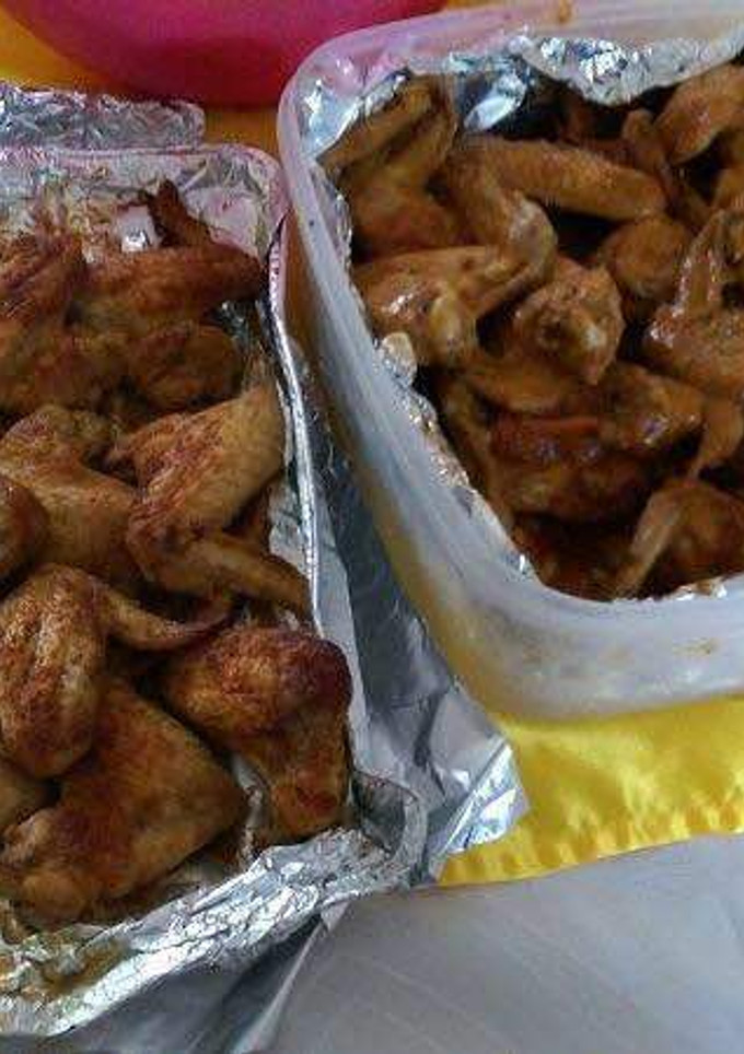 A picture of Grilled Chicken Wings.