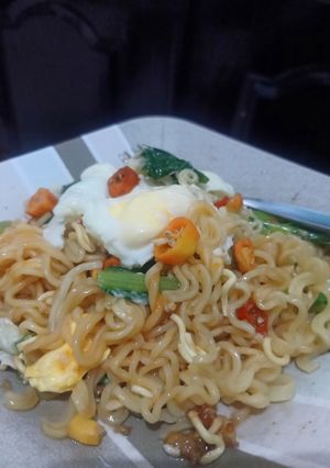 Foto resep Mie Goreng Instan Ala Warkop #KapsulAjaib
