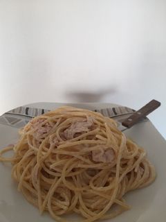 Una foto de Los clásicos (para estudiantes sin tiempo) Pasta con atún y crema