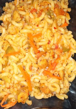 A picture of Bar b q macroni.