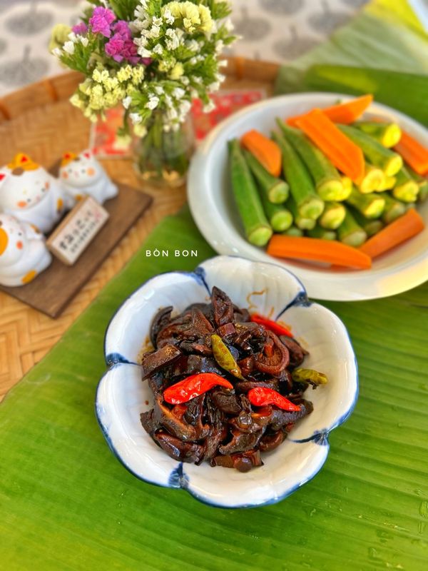 Rau Củ Luộc - Nấm Hương Kho Quẹt Chay