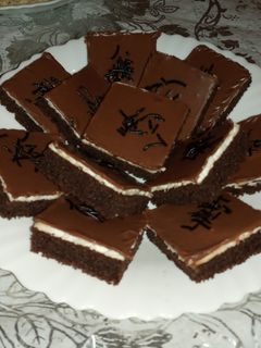 صورة لوصفة مسكوتشو بالكريم شانتيه 🍦 والشوكولاتة 🍫