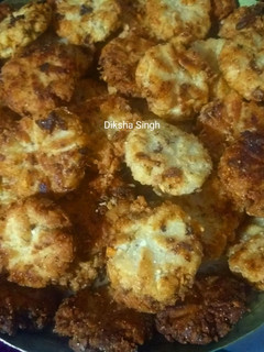 खस्ता ठेकुआ (Khasta thekua recipe in hindi) रेसिपी मुख्य फोटो
